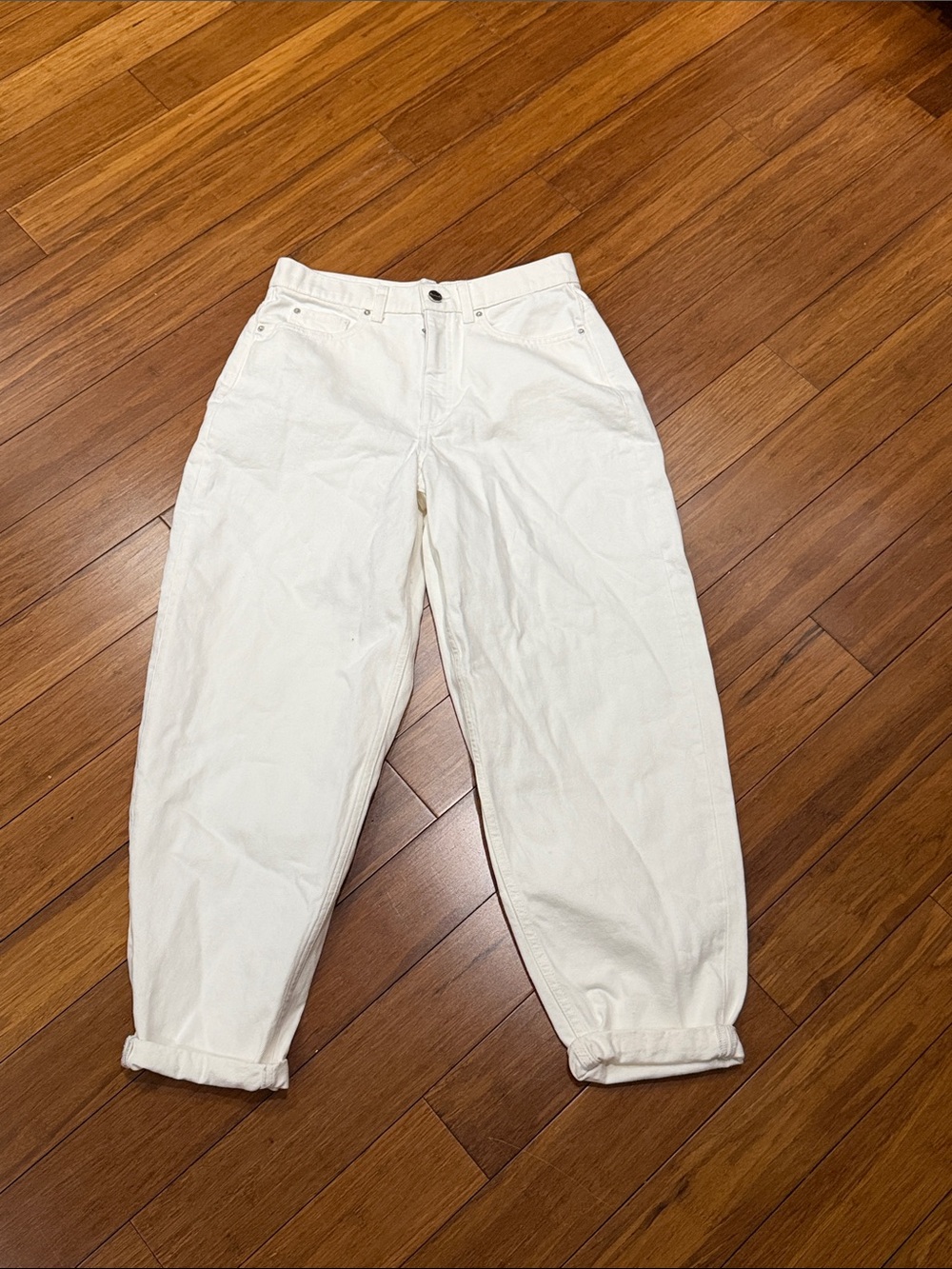 Primark high-rise balloon/barrel-leg denim cream